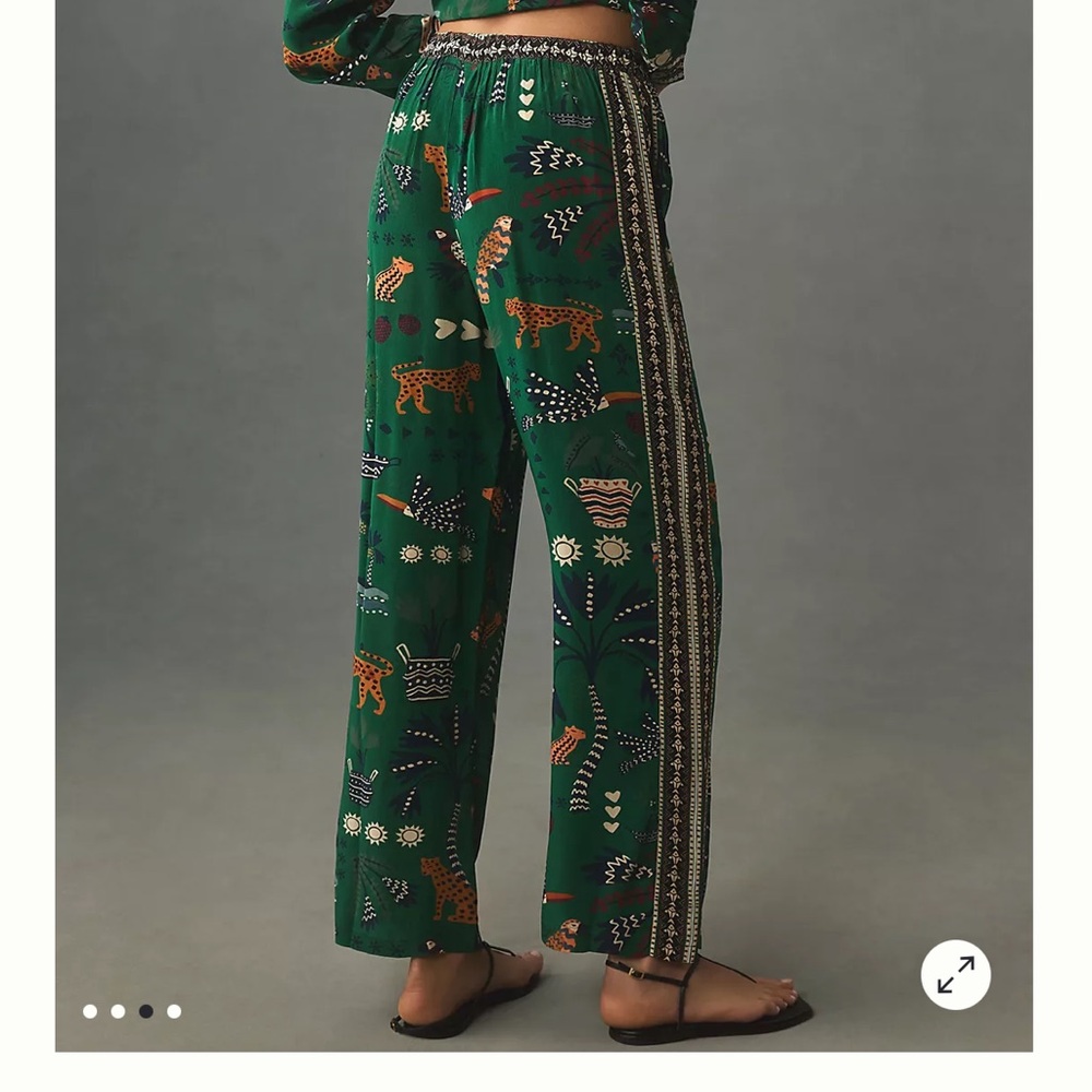Farm Rio x Anthropologie printed pull-on pants- L - Picture 3 of 4